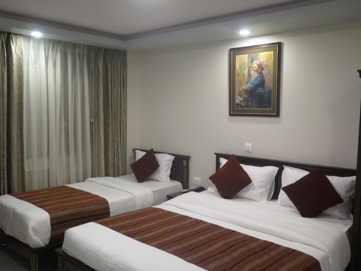 Hotel Pipal Tree กาฐมาณฑุ ภายนอก รูปภาพ
